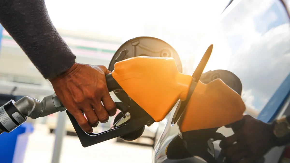 Aide carburant : 100 € sur trois mois, 5,5 millions de personnes dans le champ