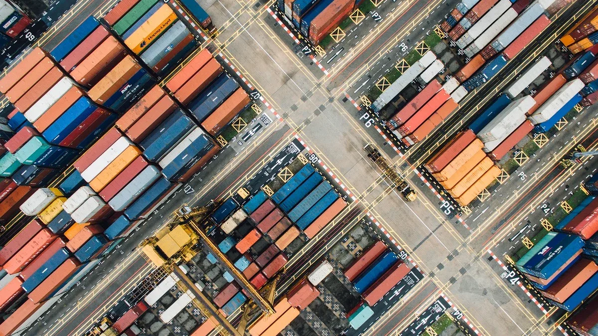 container vans