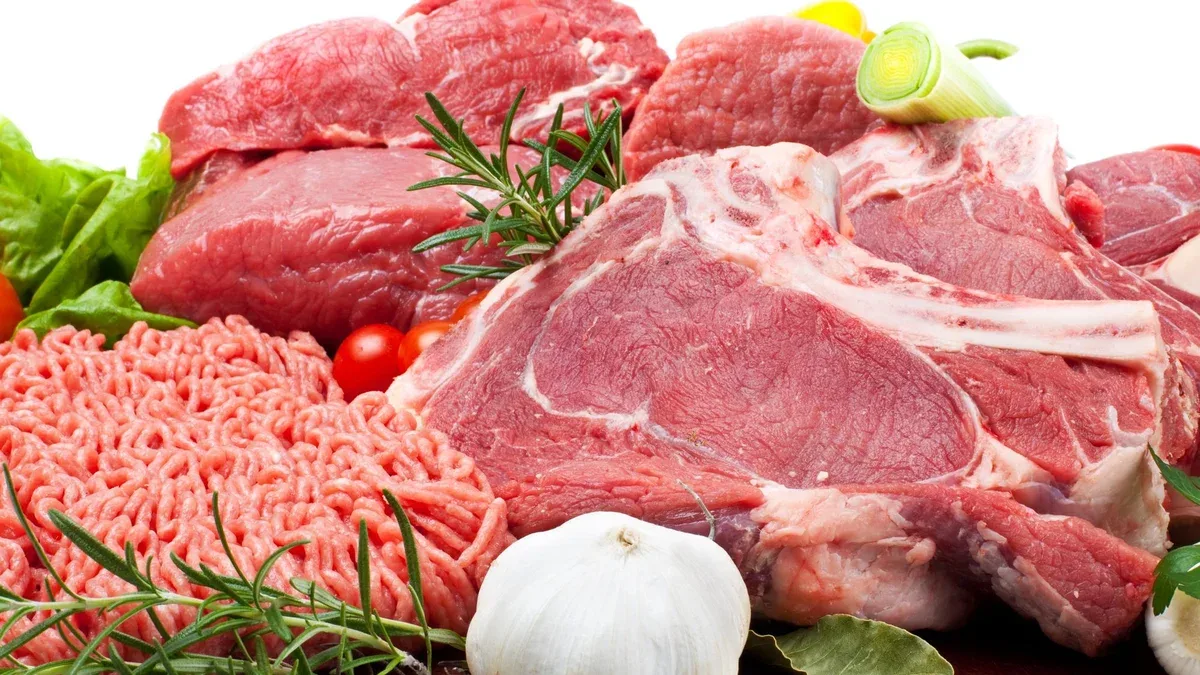 Viande fraîche de première qualité de bœuf, de poulet, d'agneau et de porc pour des repas sains et délicieux