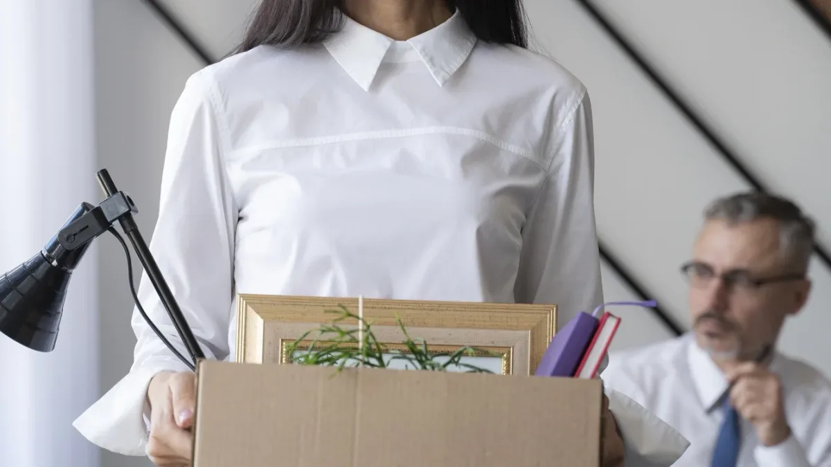 Chômage partiel « à 100 % » après les pillages : l’employeur remboursé, le salarié payé 60 % du brut