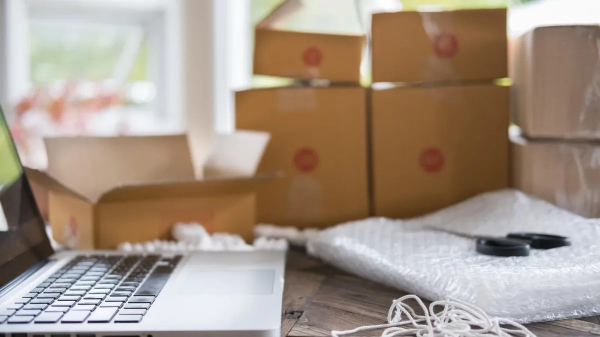 Objets pillés revendus en ligne : le DSA oblige déjà Vinted, eBay et Leboncoin à retirer l’annonce signalée