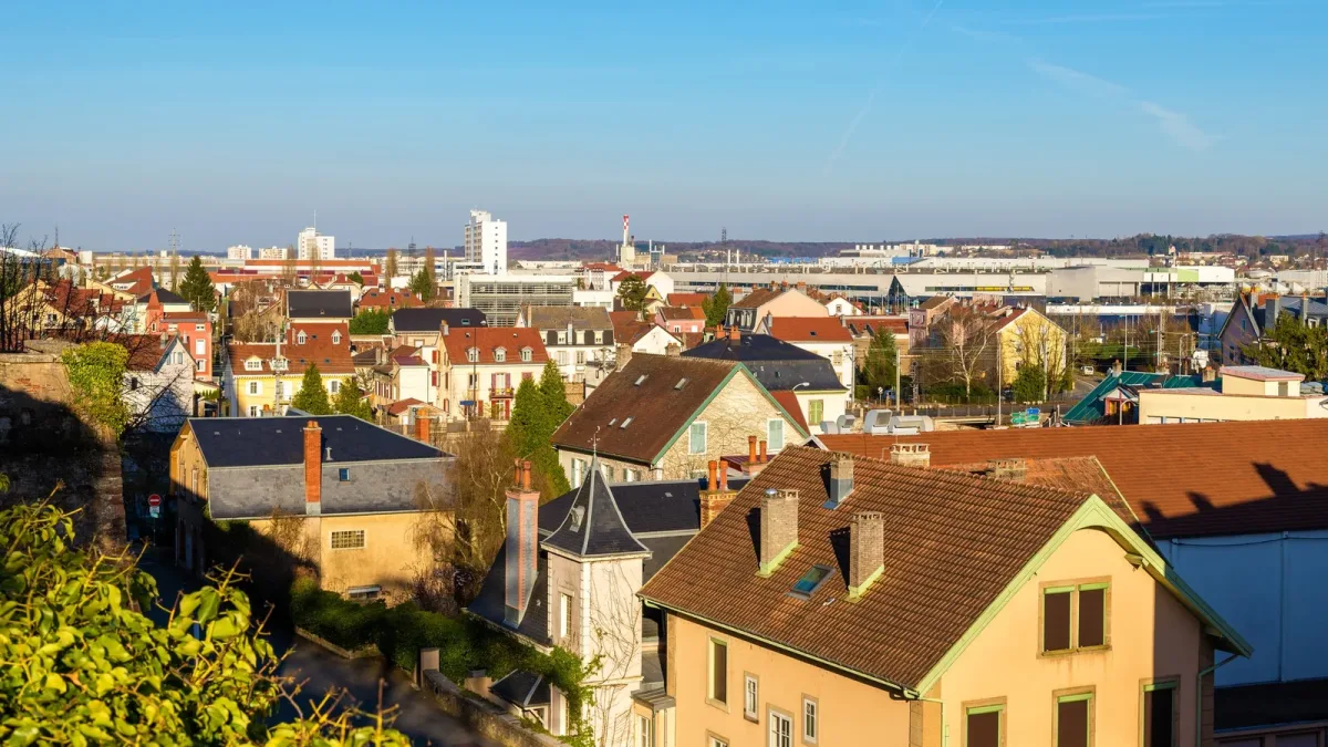 Passoire énergétique : quels baux gèlent le loyer d’un logement F ou G, et jusqu’à quand